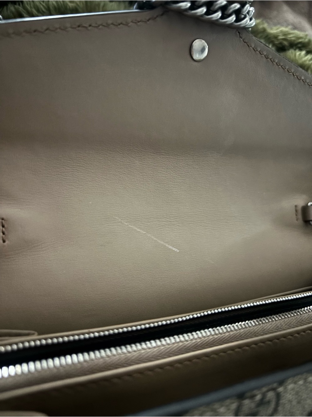 Gucci Beige Monogram Dionysus Chain Crossbody Bag - Picture 5 of 6